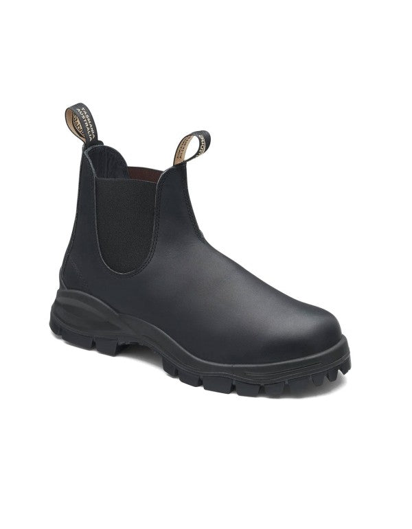 2240 Lug Boot Black