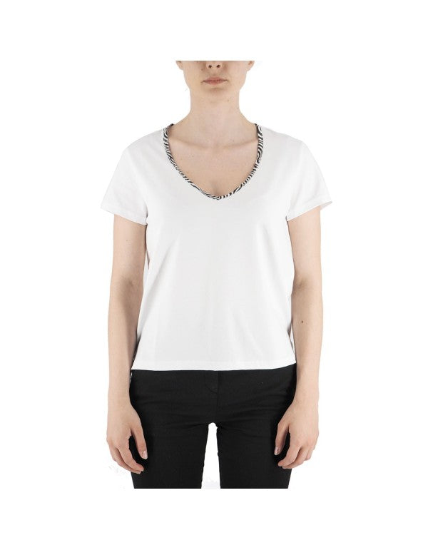 White Zebra V Collar T-Shirt
