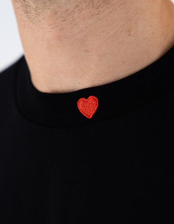 Black Tee With Embroidered Full Hearth On The Neck And Patch On Back Nero