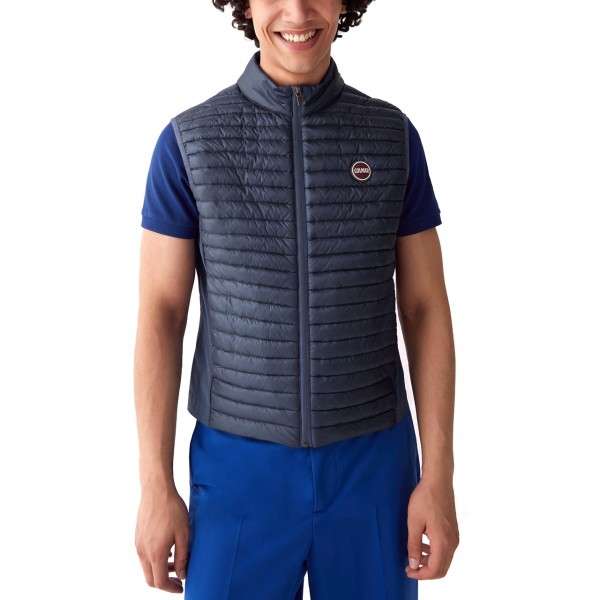 Lightweight vest with smooth parts