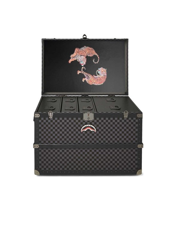 Henny Treasure Fashion Chest