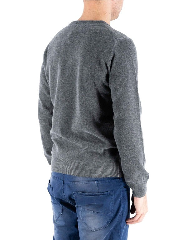 Helsinki V-Neck Sweater Grey